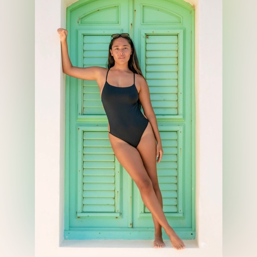 Eidon Louana One Piece Black Swimsuit with Open Back Size M NWOT